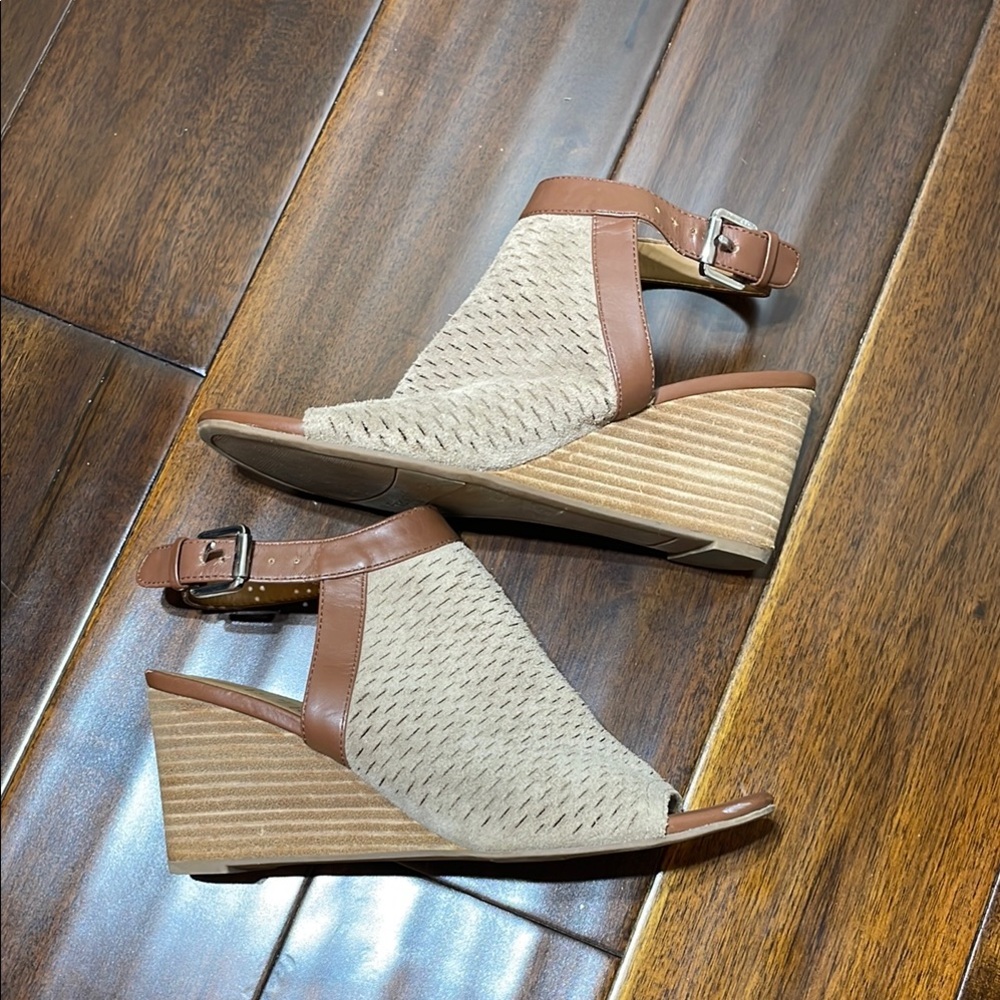 Franco Sarto Martha Leather Wedges 6.5